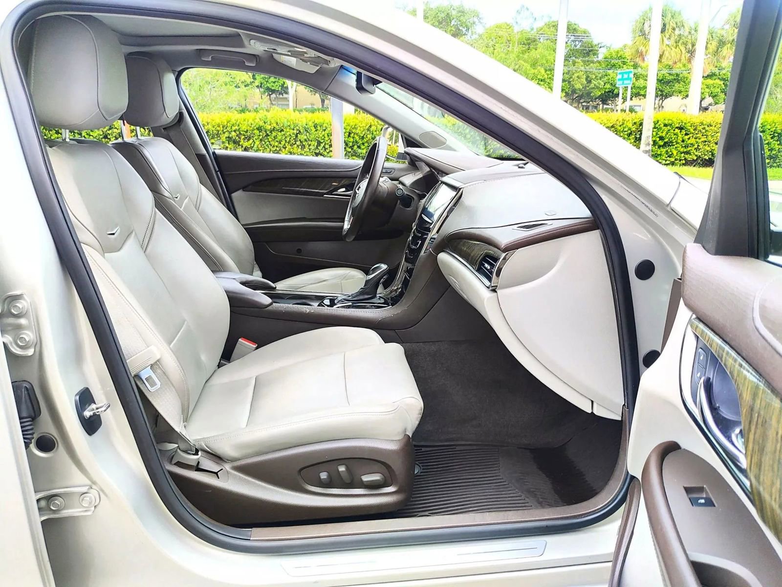 Used 2014 Cadillac ATS Luxury w/ Sun And Sound Package image 16