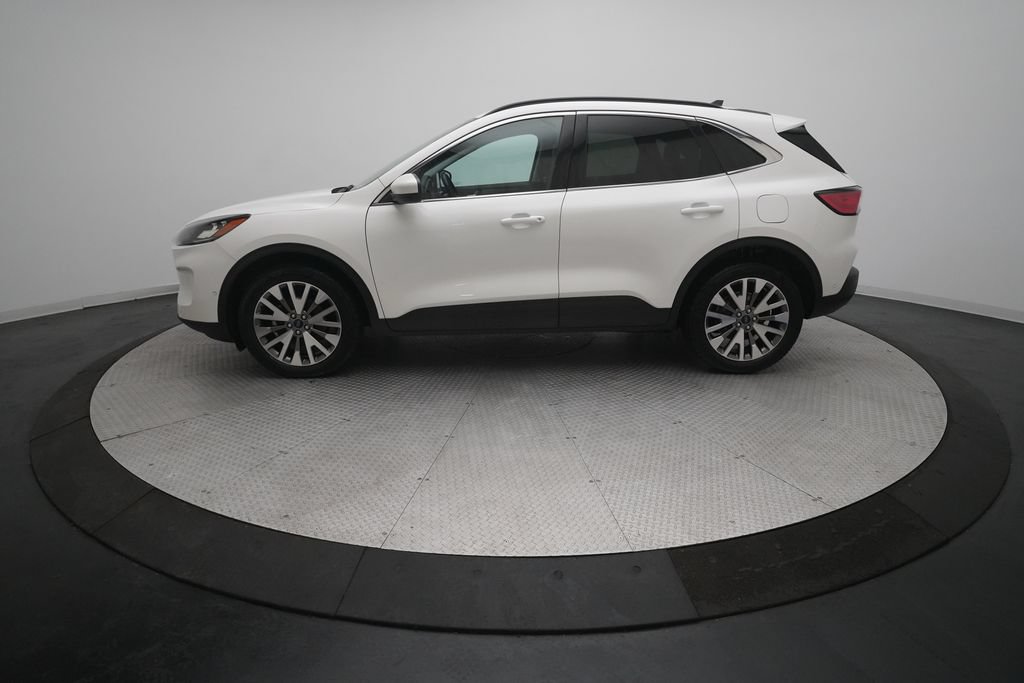 Used 2021 Ford Escape Titanium AWD/4WD image 24
