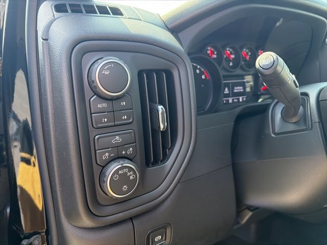 New 2026 Chevrolet Silverado 1500 W/T w/ WT Value Package AWD/4WD image 8