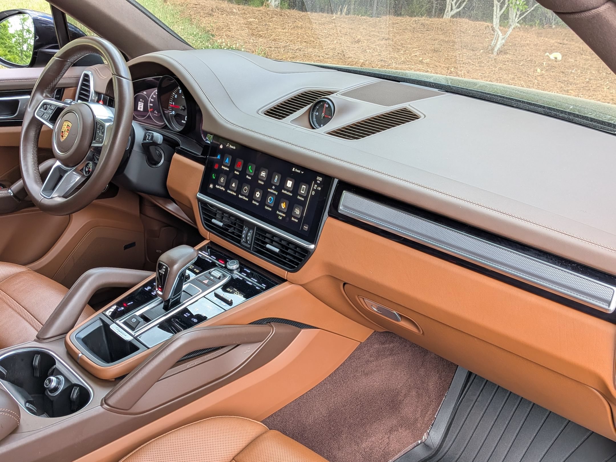 Certified 2023 Porsche Cayenne S Platinum AWD/4WD image 28