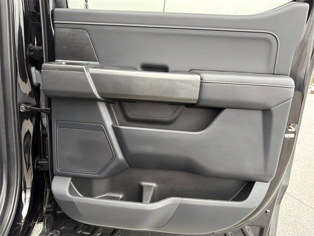 Used 2022 Ford F150 XLT w/ Equipment Group 302A High image 16