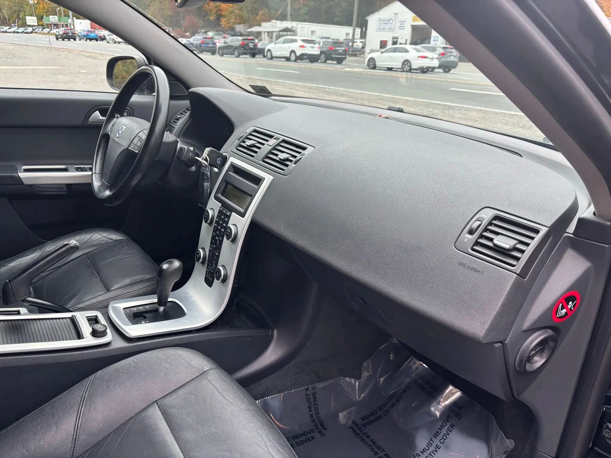 Used 2011 Volvo S40 T5 image 17