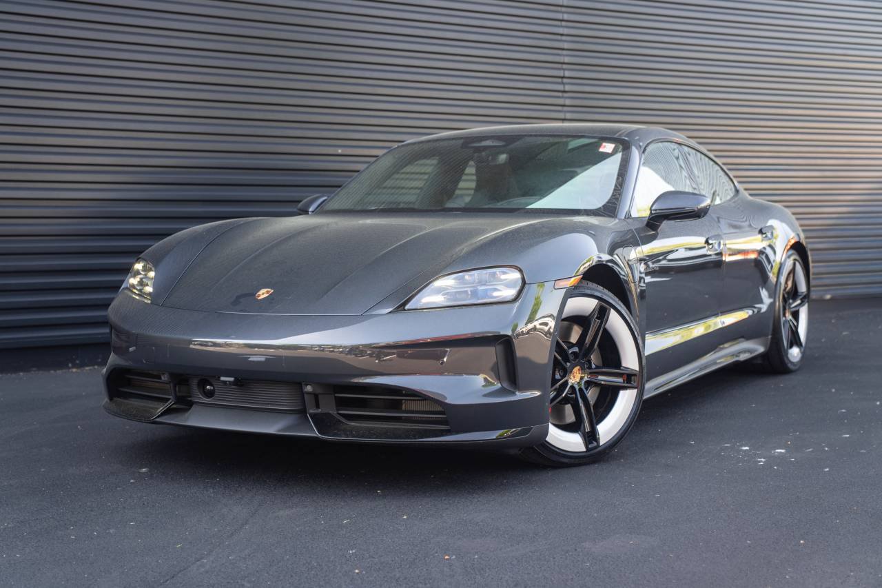 New 2026 Porsche Taycan GTS AWD/4WD image 1