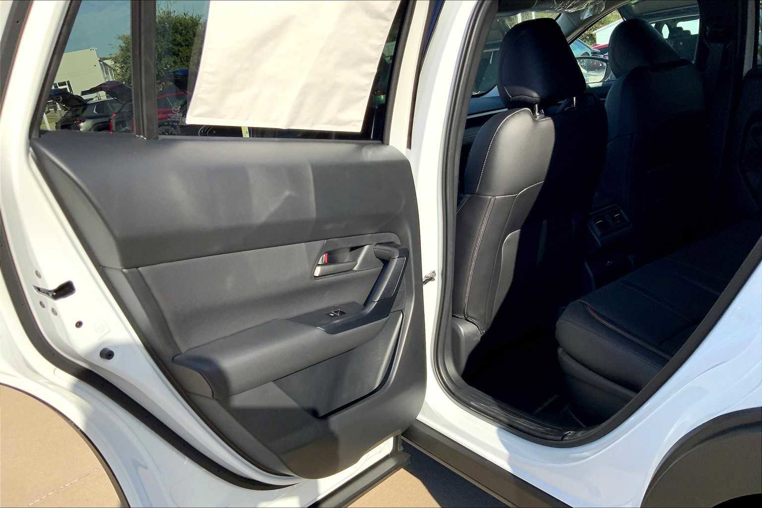 New 2026 MAZDA CX-50 AWD 2.5 Hybrid w/ Cargo Package image 17