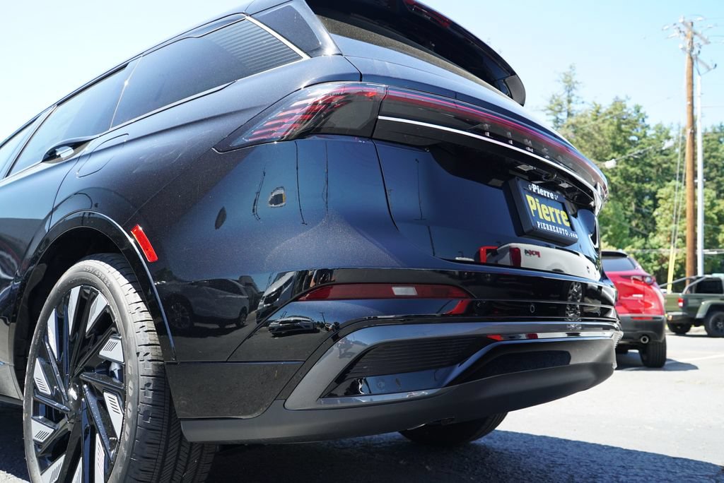 New 2026 Lincoln Nautilus Reserve AWD/4WD image 32