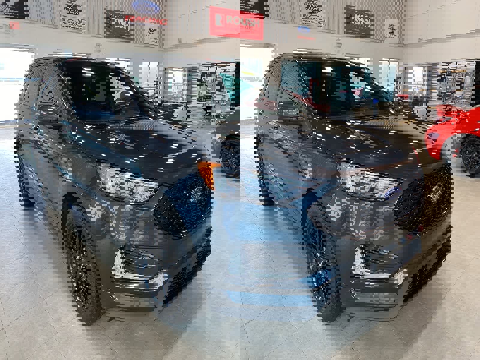 Used 2023 Ford Edge ST-Line image 7