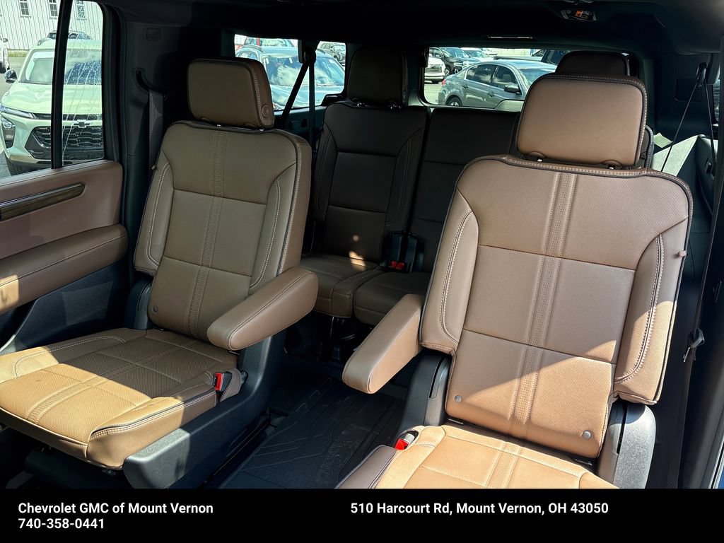 New 2026 Chevrolet Suburban High Country AWD/4WD image 25