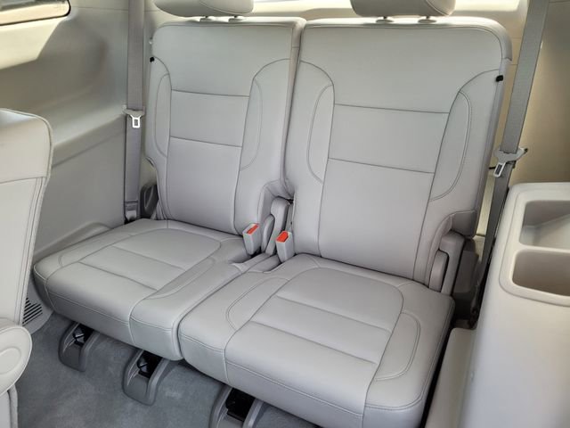 Used 2023 GMC Acadia SLT w/ Preferred Package image 24