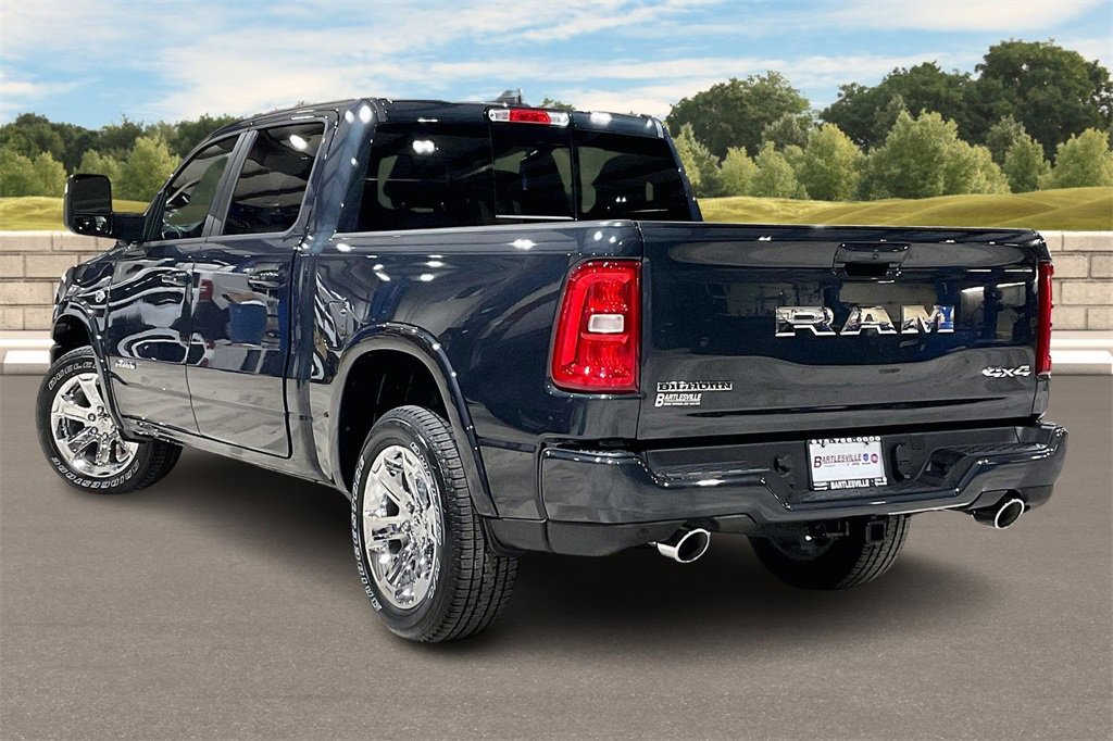 New 2026 RAM 1500 4x4 Crew Cab image 3
