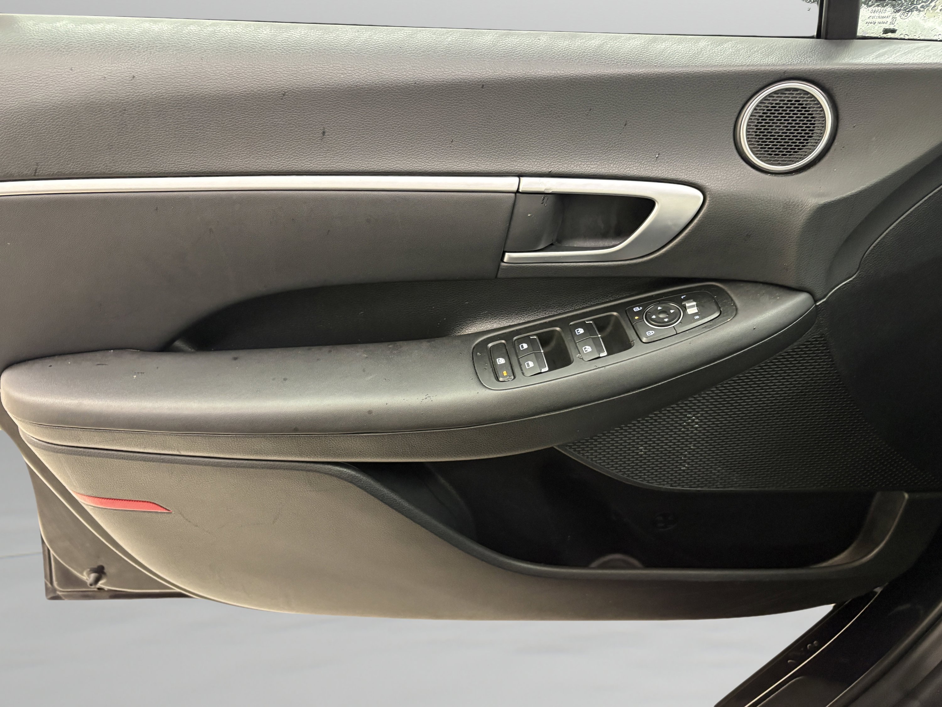 Used 2025 Hyundai Sonata SEL FWD image 25