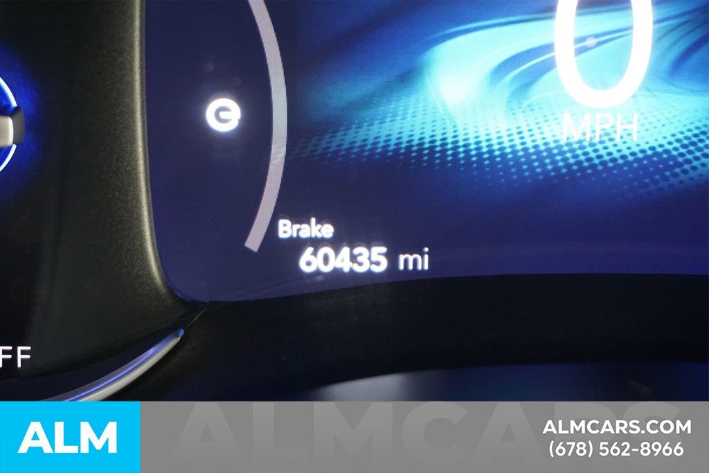 Used 2024 Chrysler Pacifica Select image 55