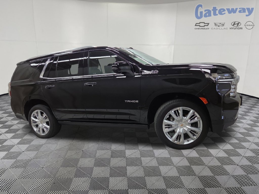 Used 2023 Chevrolet Tahoe High Country w/ Premium Package 2