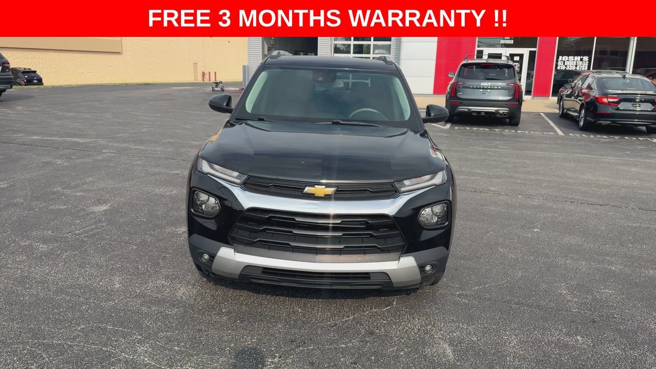 Used 2021 Chevrolet TrailBlazer LT w/ Convenience Package FWD image 3