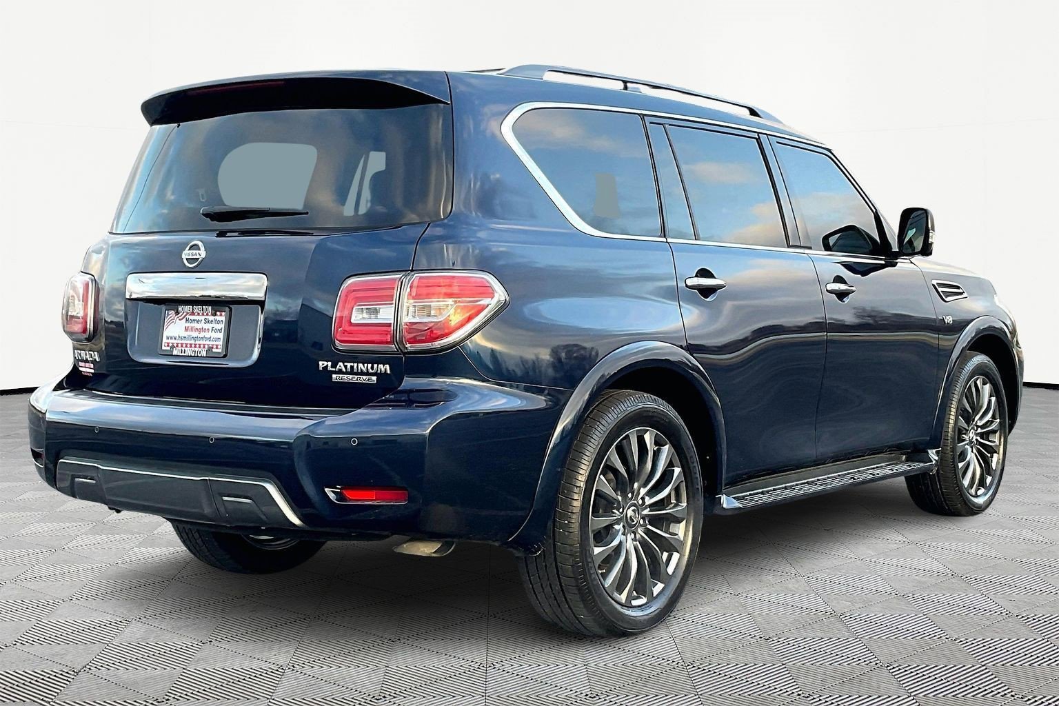 Used 2020 Nissan Armada Platinum w/ Platinum Reserve Package image 11