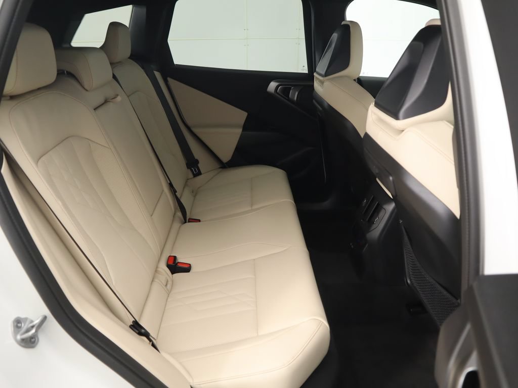 Used 2026 BMW X3 xDrive30i w/ Convenience Package AWD/4WD image 24