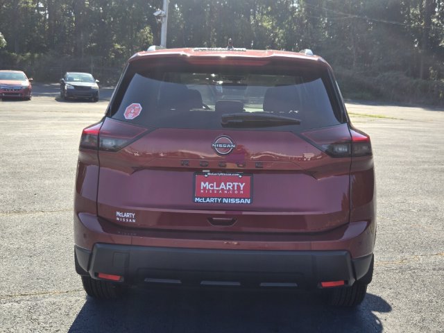 New 2026 Nissan Rogue Dark Armor FWD image 4