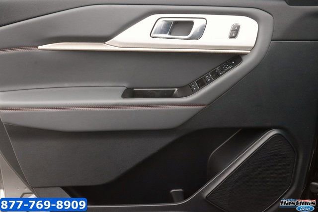 New 2026 Ford Explorer Active image 9