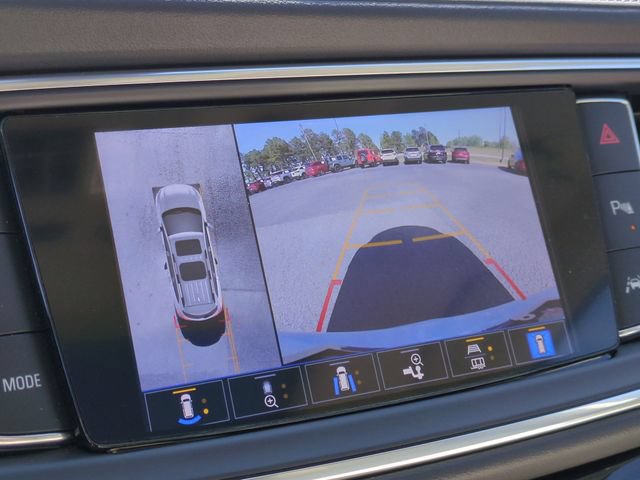 Used 2023 Buick Enclave Avenir w/ Avenir Technology Package FWD image 17
