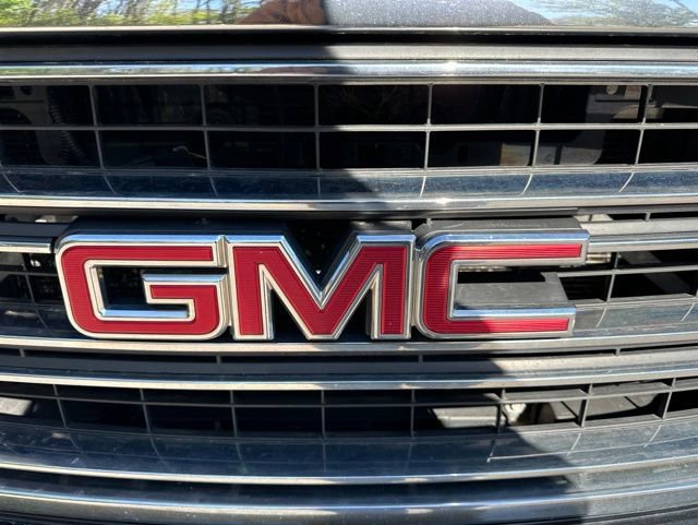 Used 2015 GMC Yukon XL SLT w/ Open Road Package AWD/4WD image 9