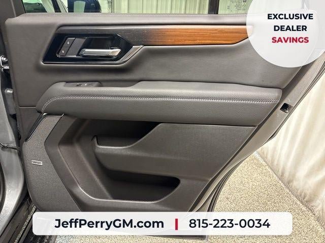 New 2026 GMC Yukon Denali w/ Denali Reserve Package AWD/4WD image 18