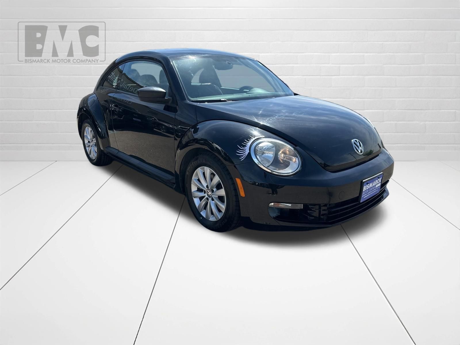 Used 2013 Volkswagen Beetle 2.5 FWD image 2