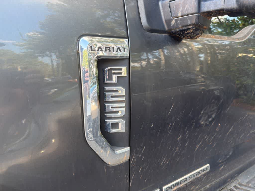 Used 2019 Ford F250 Lariat w/ Lariat Value Package AWD/4WD image 6