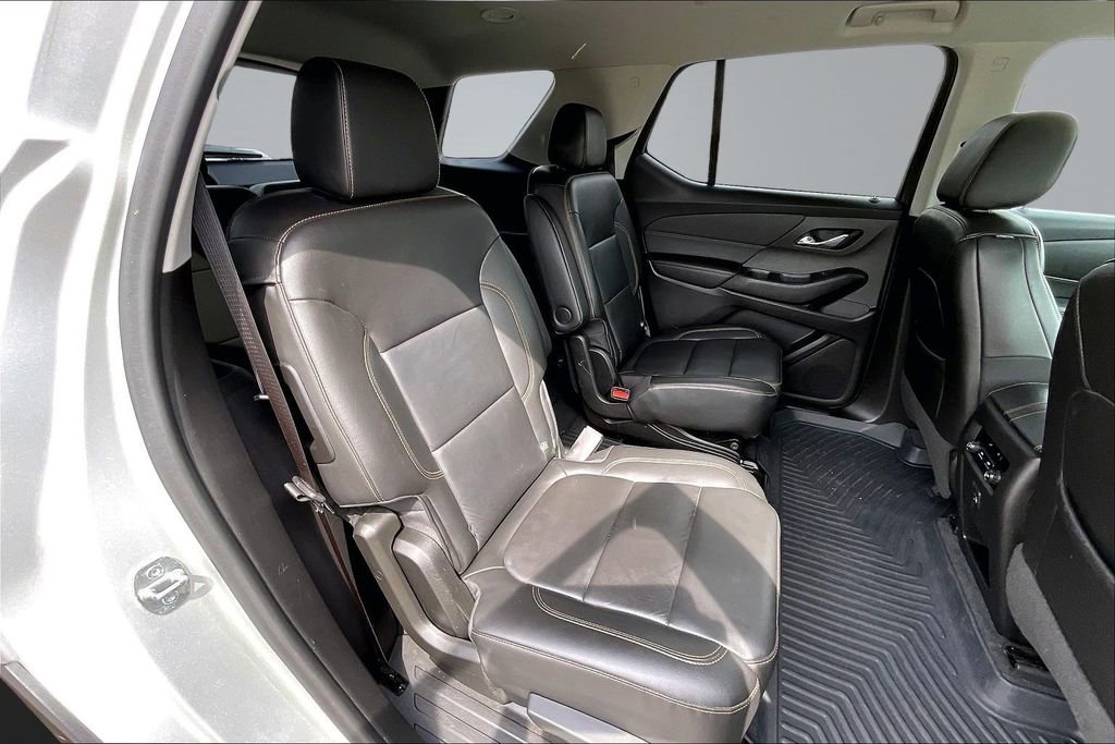Used 2021 Chevrolet Traverse LT FWD image 26