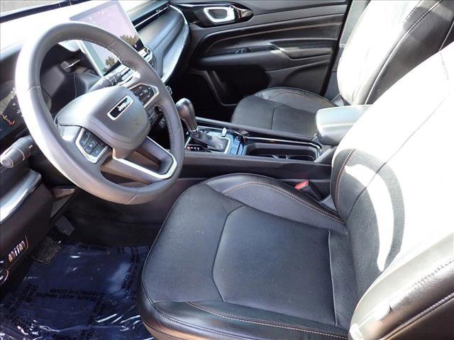 Used 2023 Jeep Compass Limited AWD/4WD image 11