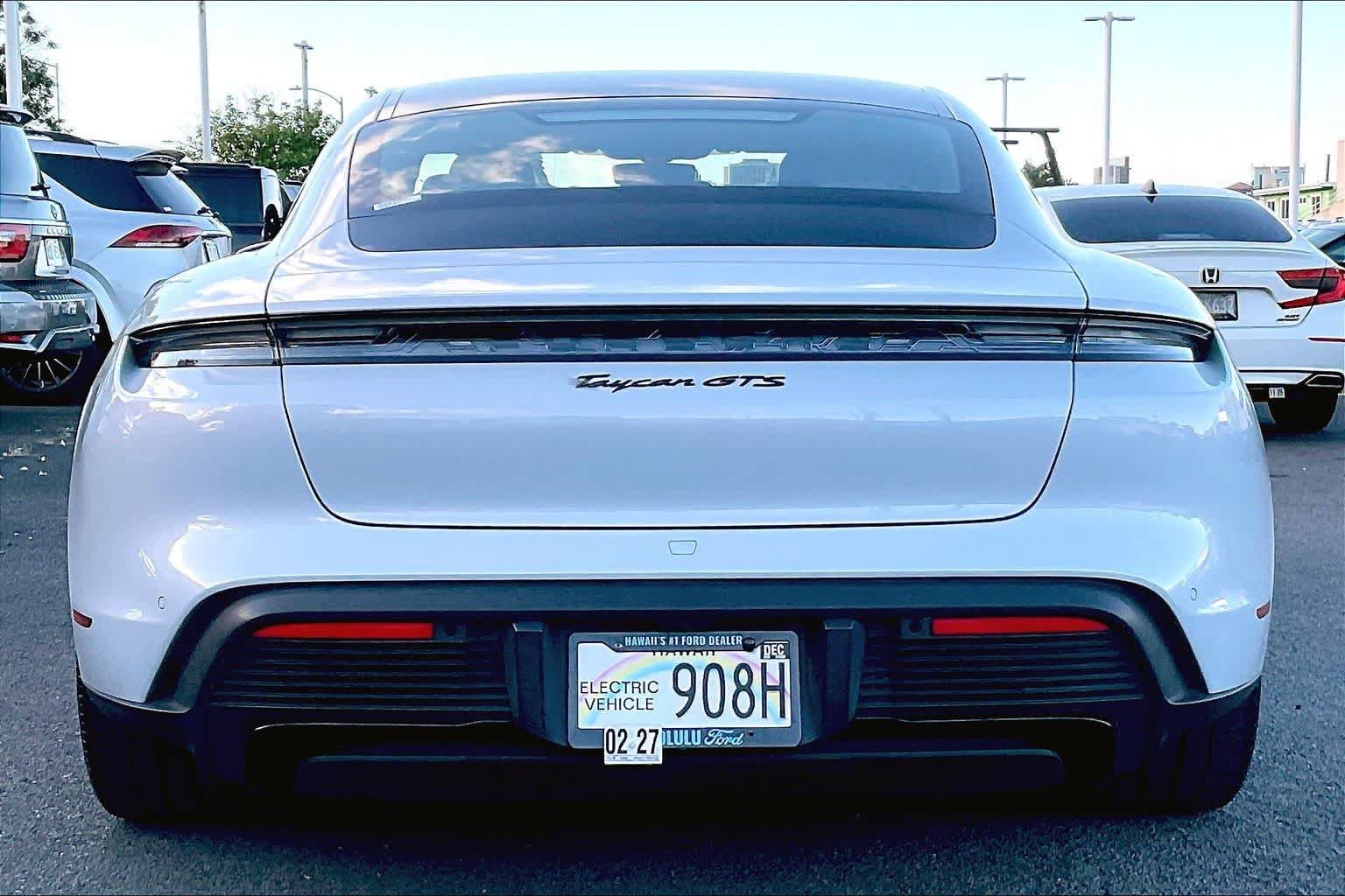 Used 2023 Porsche Taycan GTS AWD/4WD image 5