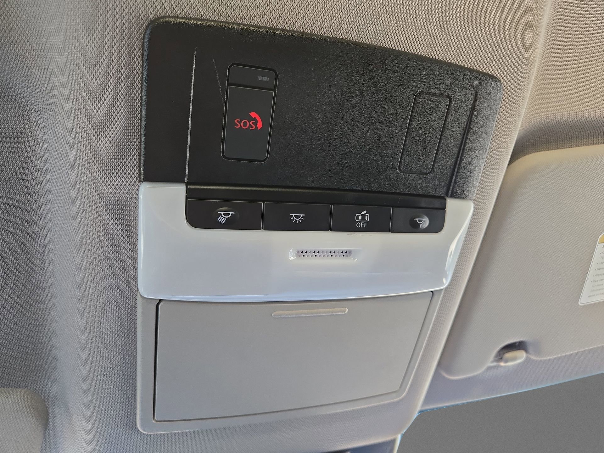 Used 2024 Nissan Rogue SV image 26