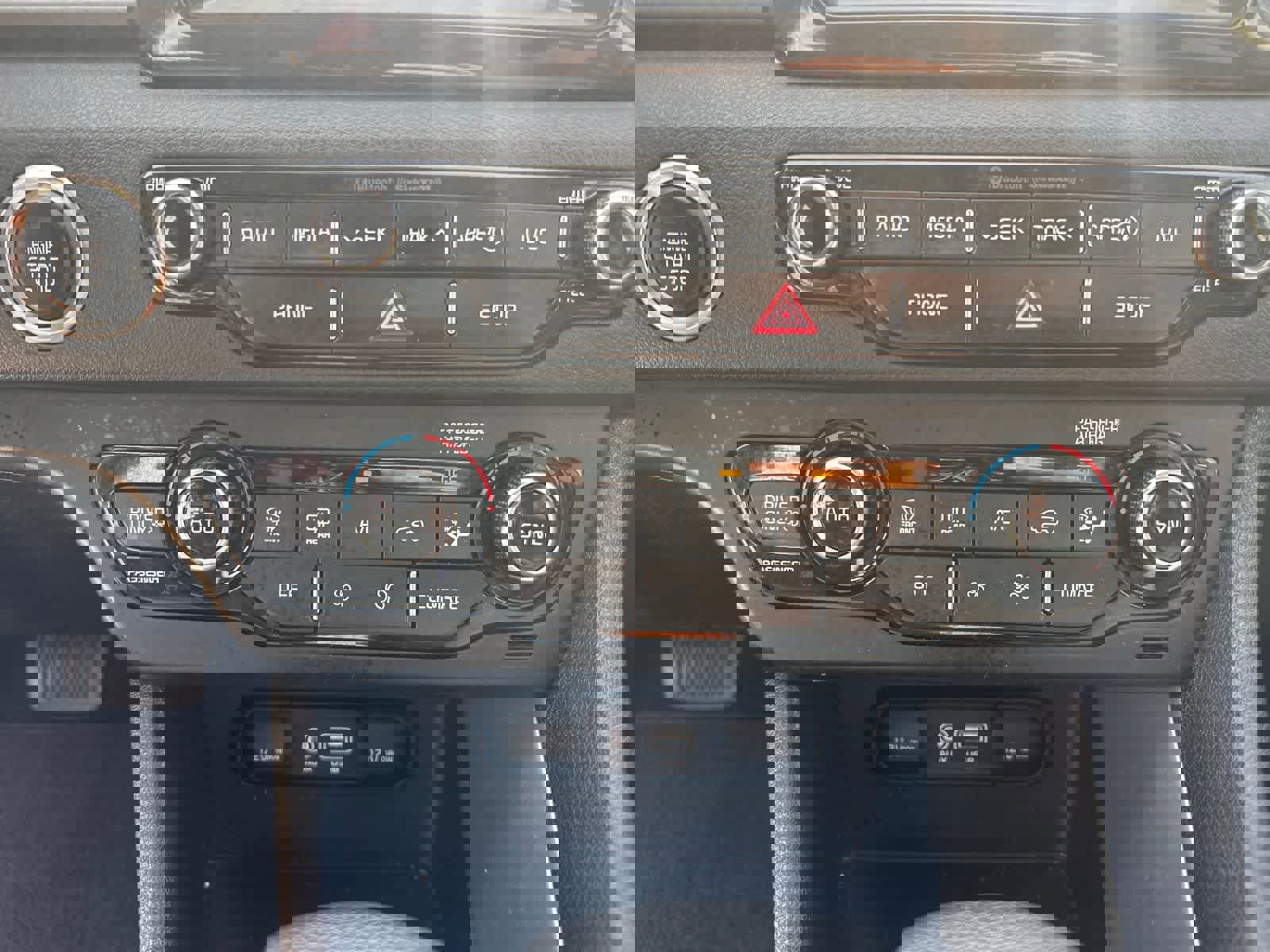 Used 2019 Kia Niro LX image 16