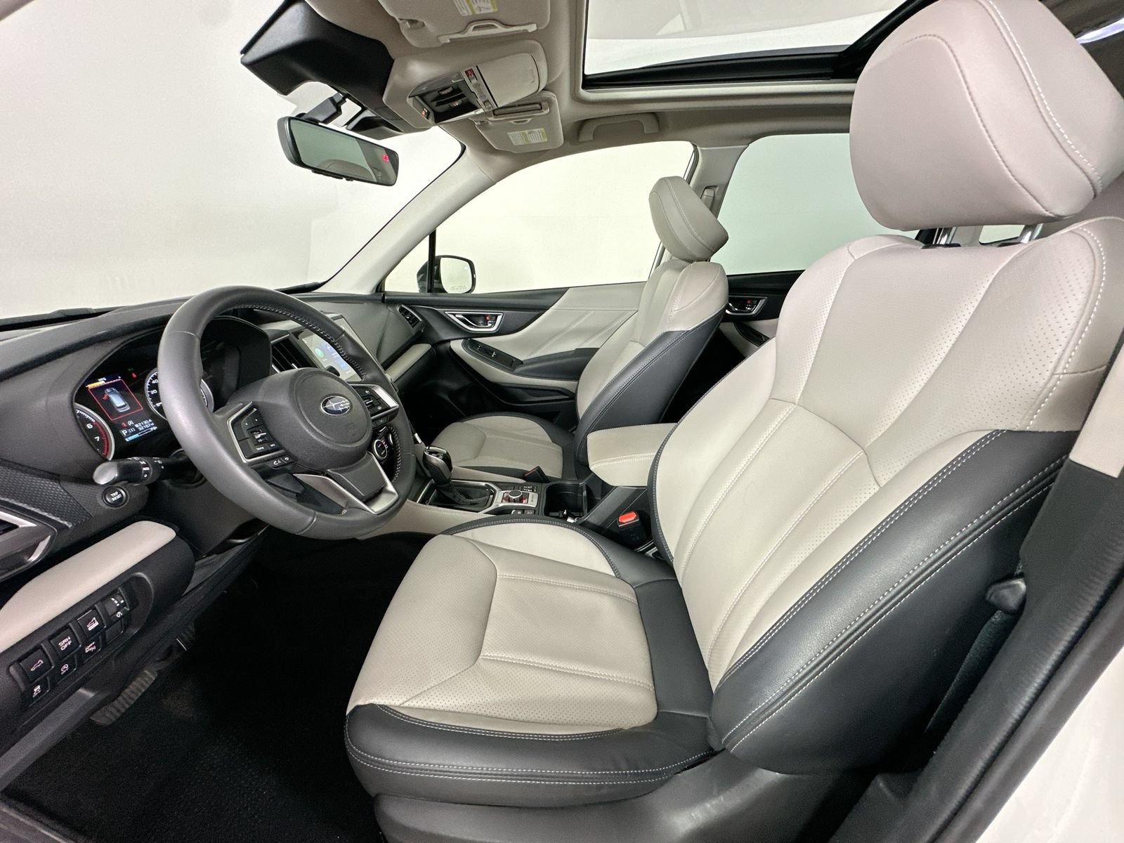 Used 2024 Subaru Forester Limited AWD/4WD image 33