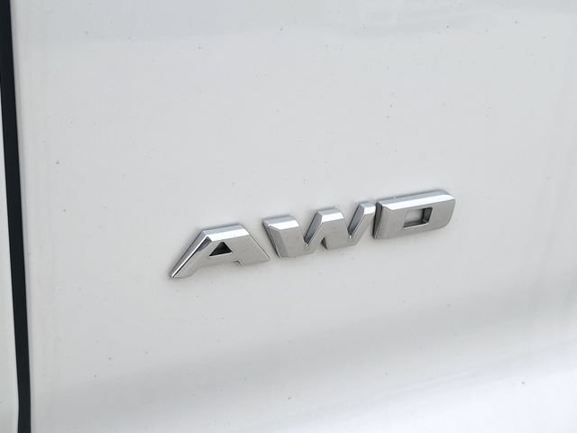 Used 2019 Cadillac XT4 Premium Luxury w/ Cold Weather Package AWD/4WD image 7