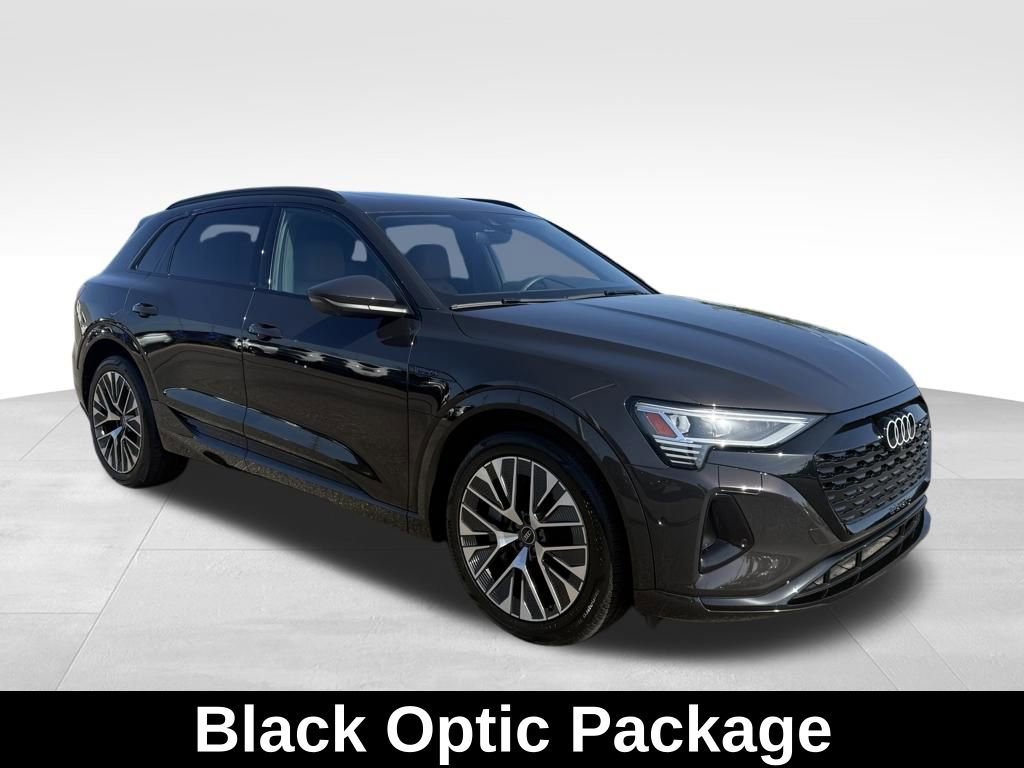 Used 2024 Audi Q8 e-tron Premium Plus w/ Premium Plus Package image 7