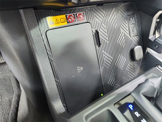 Used 2025 Toyota 4Runner Limited image 32