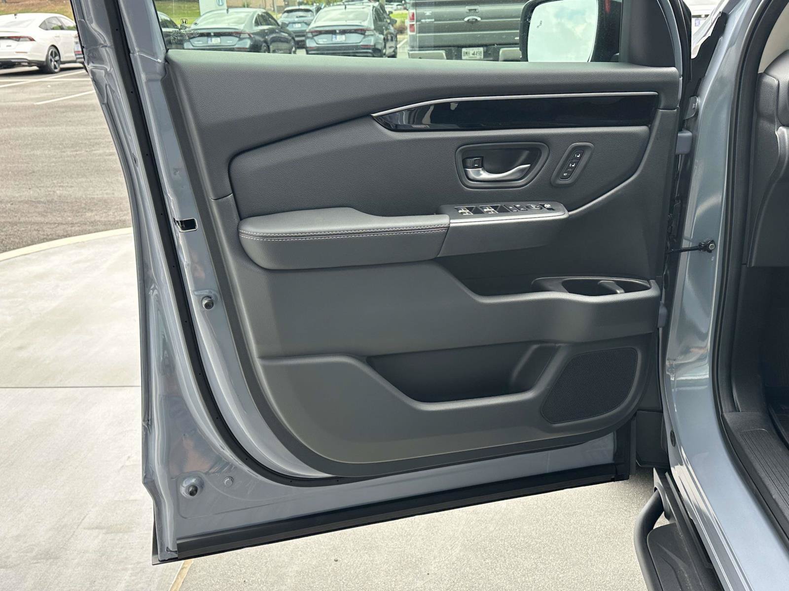 New 2026 Honda Pilot EX-L image 5