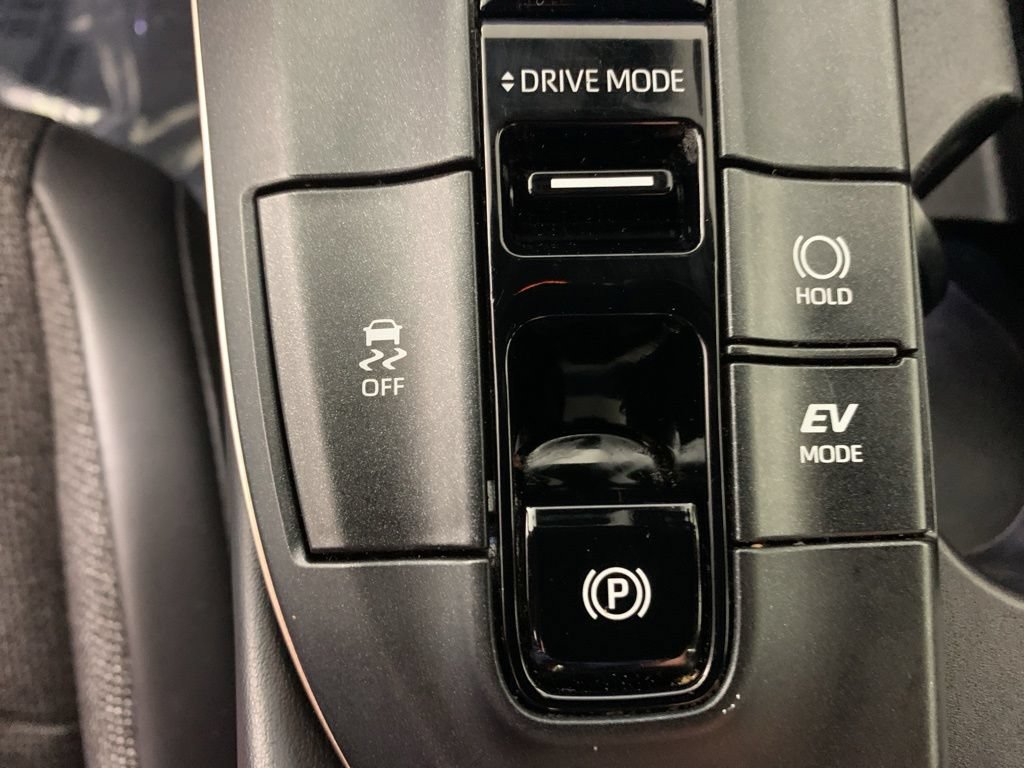 Used 2023 Toyota Crown AWD/4WD image 25