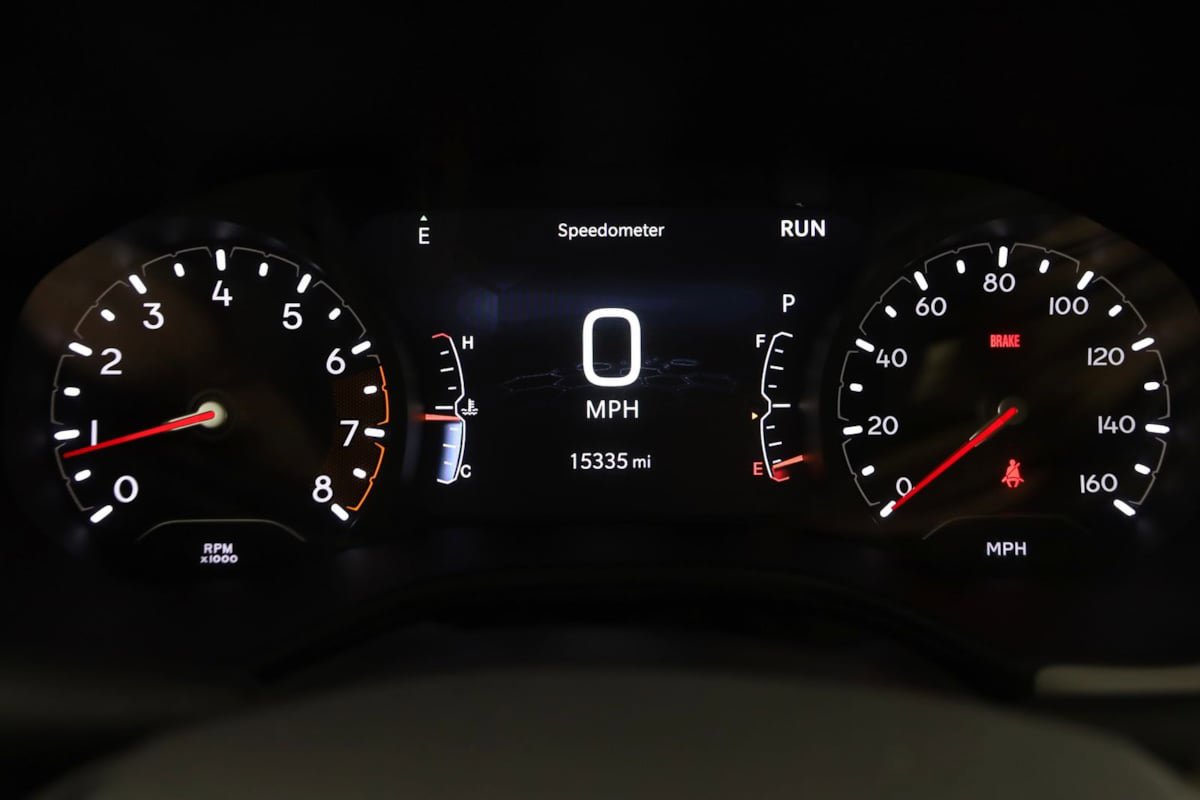 Used 2024 Jeep Compass Limited image 16