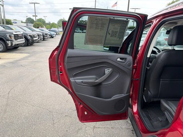 Used 2017 Ford Escape Titanium FWD image 23