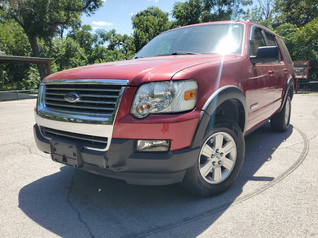 Used 2007 Ford Explorer XLT RWD image 1