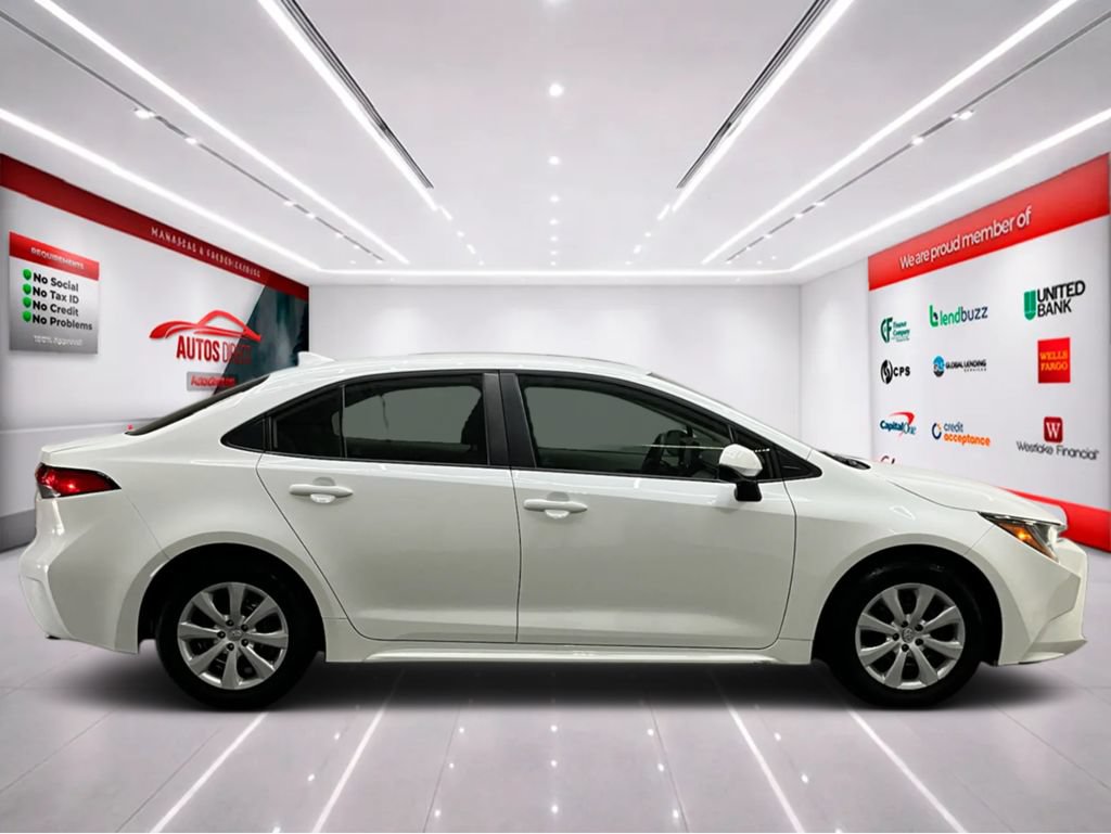 Used 2022 Toyota Corolla LE FWD image 8