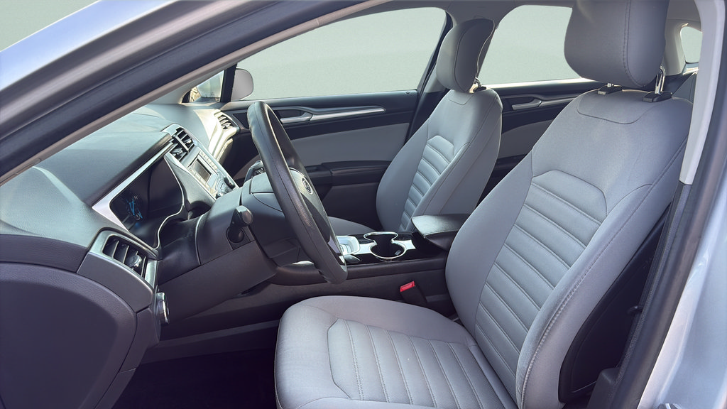 Used 2014 Ford Fusion S FWD image 10