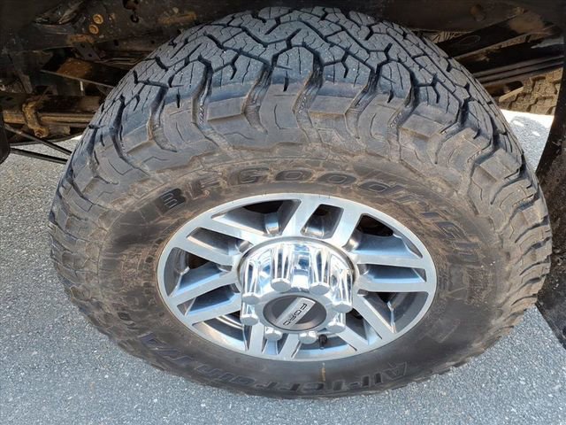 Used 2020 Ford F350 Lariat w/ Lariat Ultimate Package image 6
