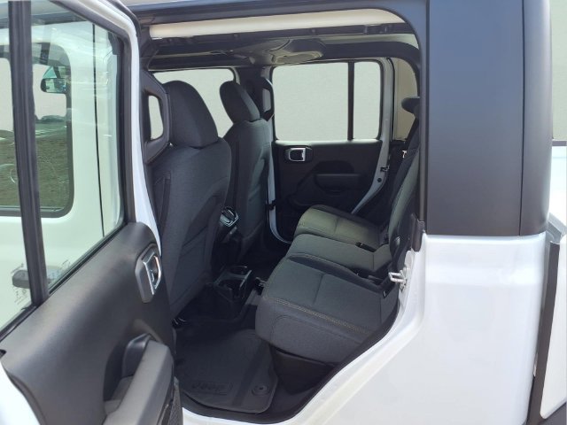 New 2026 Jeep Gladiator Sport AWD/4WD image 11