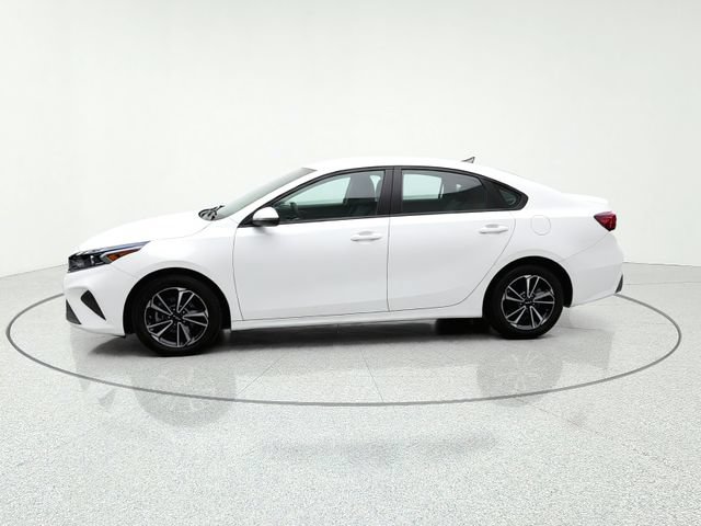 Certified 2023 Kia Forte LXS w/ LXS Technology Package FWD image 2