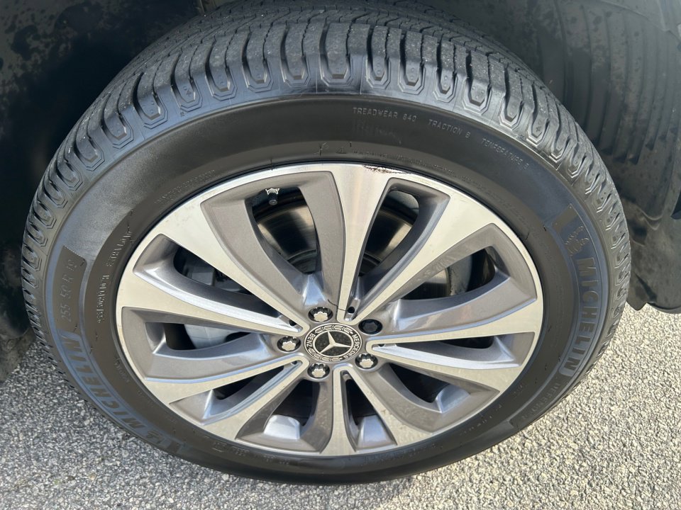 Used 2022 Mercedes-Benz GLE 350 4MATIC image 25