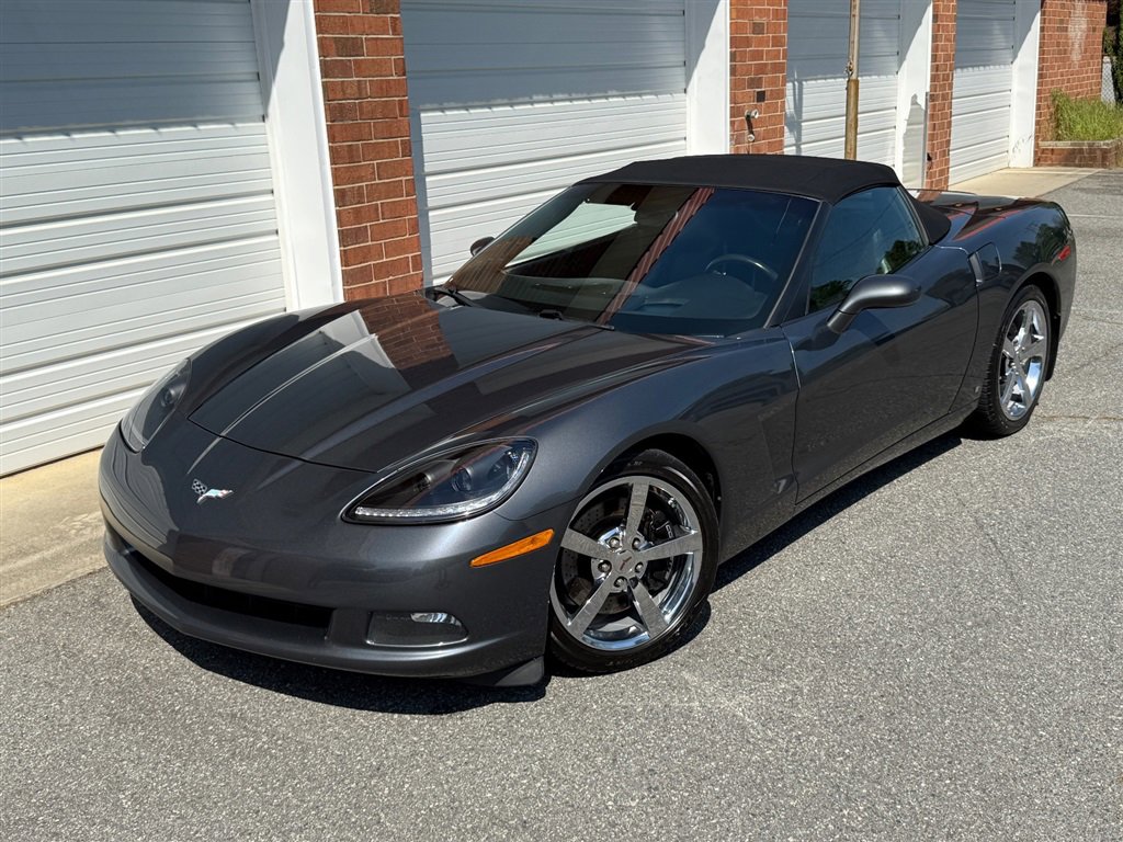 Used 2009 Chevrolet Corvette Convertible w/ Preferred Equipment Group image 4