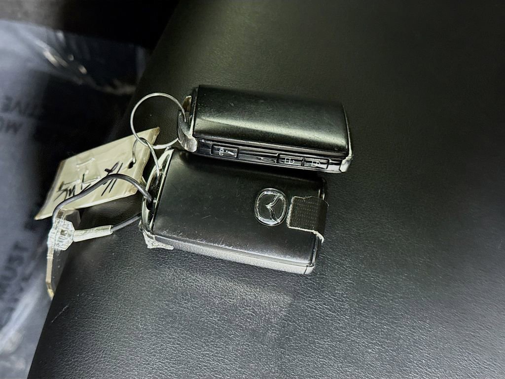 Used 2020 MAZDA MAZDA3 AWD Hatchback w/ Preferred Pkg image 33