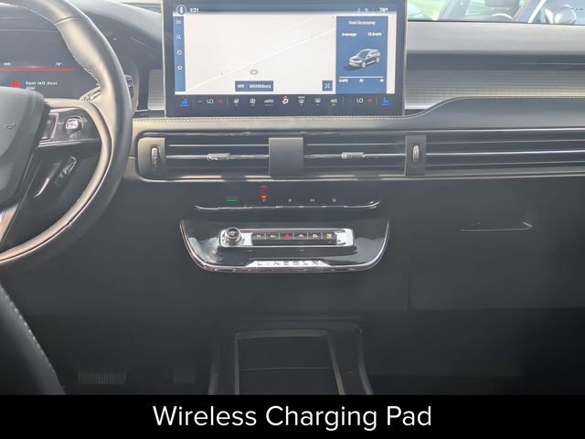 Certified 2023 Lincoln Corsair AWD w/ Equipment Group 101A image 35