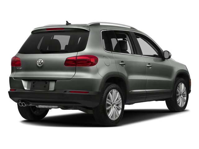 Used 2017 Volkswagen Tiguan SEL AWD/4WD image 5